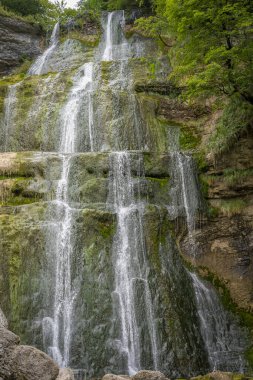 Lake District. Herisson Şelaleleri. Fan Şelalesi Görünümü