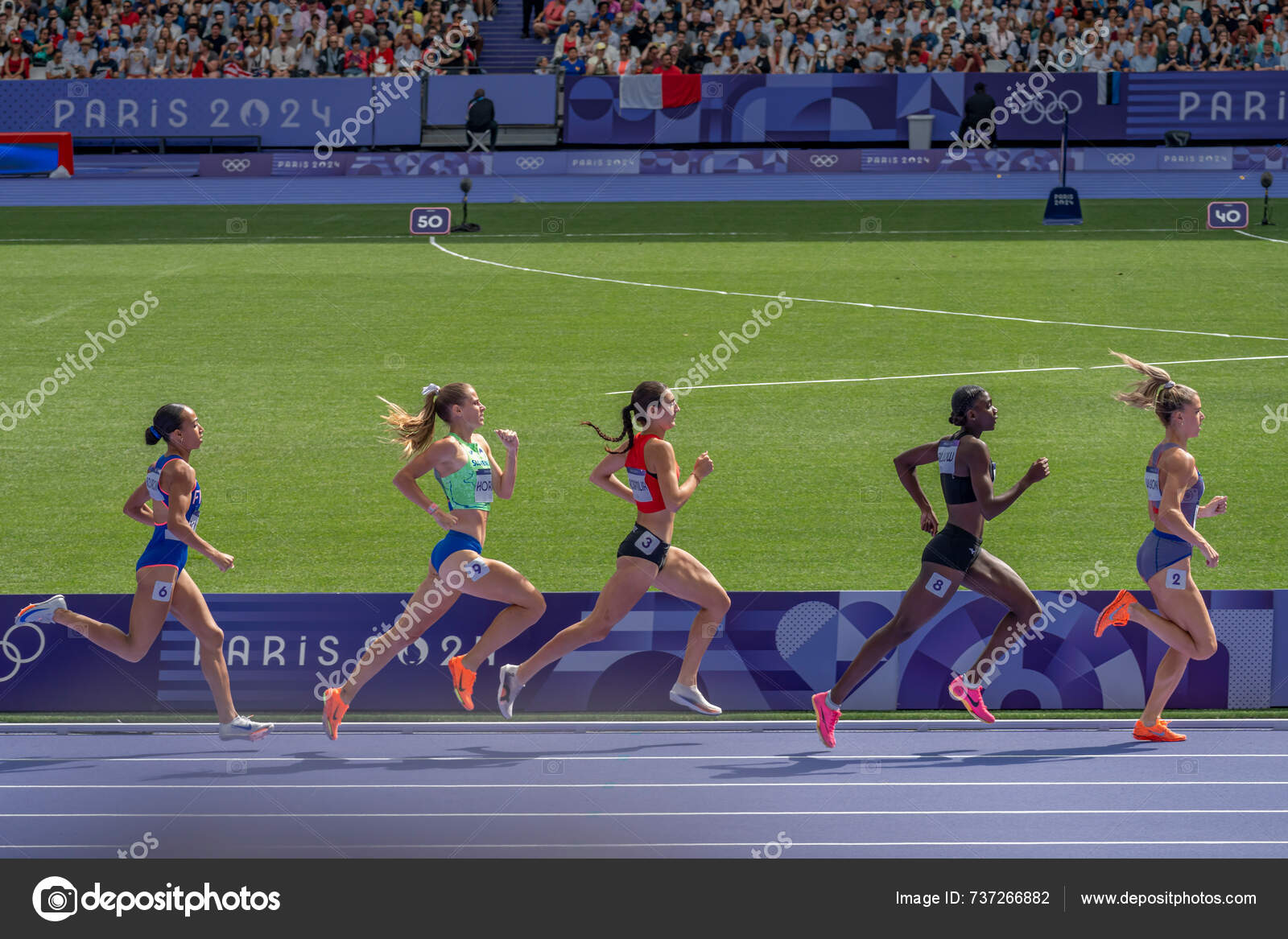 paris-france-2024-olympic-games-paris-2024-view-wommen-s-800m-stock