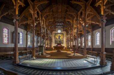 Berck, Fransa - 09: 19 2024: Saint-Martin Kilisesi 'nin içine nave' den bakın