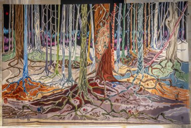 Paris, Fransa - 04 19 2025: Aubusson Tolkien örüyor. J. R. R. Tolkienand 'ın Bernardins Koleji' nin girişinde sergilenen halılar ve halılardan esinlenilmiştir.