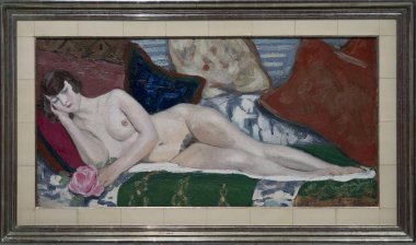 Paris, Fransa - 05: 12 2025: Pompidou Merkezi. Jacqueline Marval tarafından yapılmış bir gül ile Odalisque