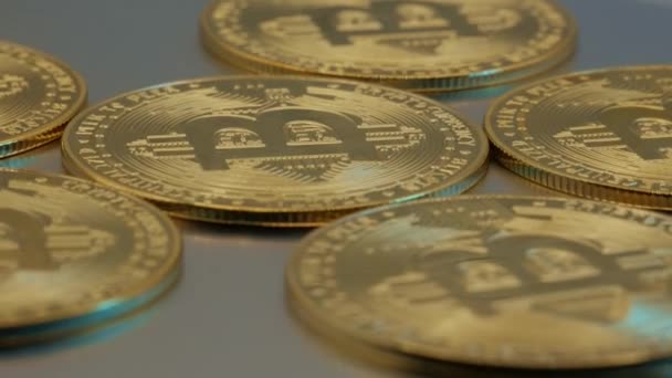 Šifrovací Měna Mnoho Bitcoinových Zlatých Mincí Blockchain Technologie Těžba Bitcoinů — Stock video