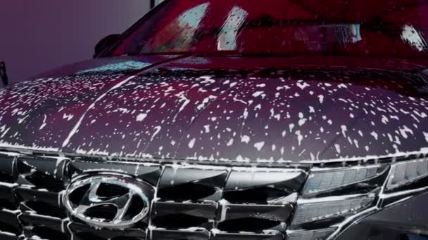 Cagliari Sardenha Itália Jul 2023 Capuz Dianteiro Hyundai Lavagem Carro — Vídeo de Stock