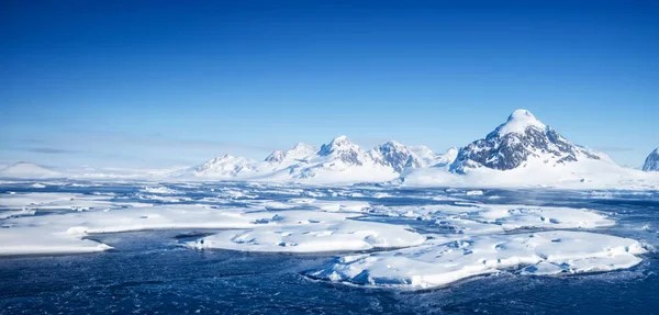 Polo Norte Del Suelo Hielo Antártico Iceberg Ilustración —  Fotos de Stock