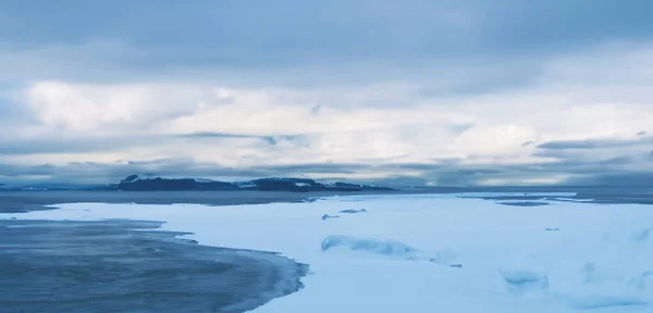 北極南極氷床アイスバーグ3Dイラスト — ストック写真
