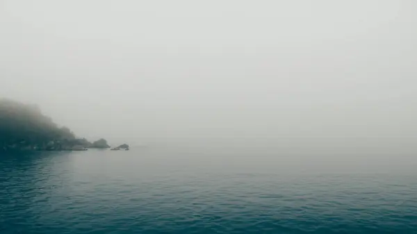 Les Collines Mer Sable Sont Couverts Brouillard Pulvérisation Effrayant Mystère — Photo