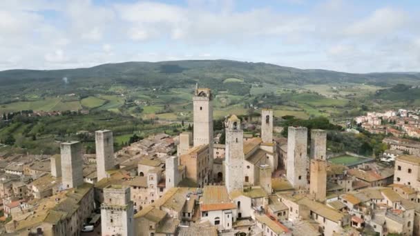 意大利托斯卡纳San Gimignano中世纪塔上方的空中景观 高质量的4K镜头 — 图库视频影像