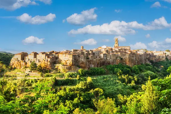 Vista Panorámica Del Casco Antiguo Pitigliano Provincia Grosseto Toscana Italia Imágenes De Stock Sin Royalties Gratis