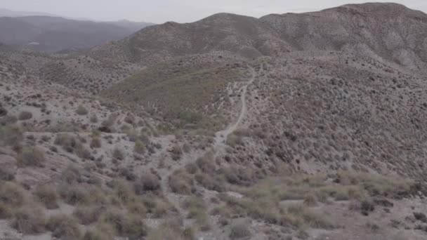 Пустеля Табернас Альмерії Півдні Іспанії Напівпосушлива Гірська Місцевість Ущелинами Кущі — стокове відео