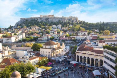 Yunanistan 'ın Atina kentindeki Akropolis ve Monastiraki bölgesinin güzel manzarası