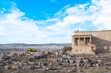 Yunanistan 'ın Atina kentindeki Akropolis ve Echtheion manzarası çok güzel
