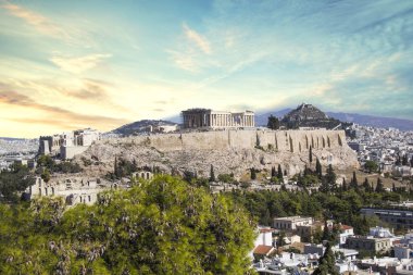 Yunanistan 'ın Atina kentindeki Akropolis ve Echtheion manzarası çok güzel
