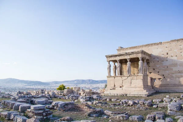 Yunanistan 'ın Atina kentindeki Akropolis ve Echtheion manzarası çok güzel
