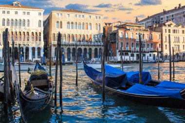 Güzel manzara, gondol ve Grand Canal, Venice, İtalya