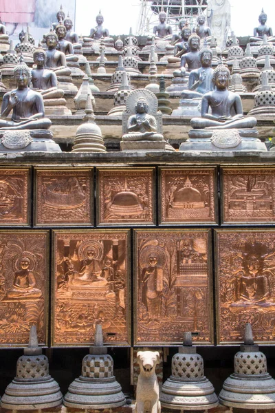 Beautiful View Buddha Statues Gangaramaya Temple Colombo Sri Lanka — Stock Photo, Image