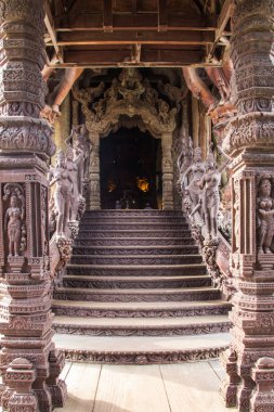 Budist heykel Pattaya, Tayland doğruluk Tapınak yakınındaki güzel manzara