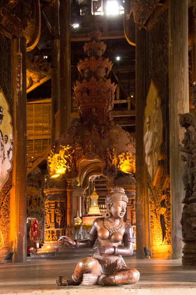 Beautiful View Buddhist Interior Temple Truth Pattaya Thailand — Stock Photo, Image