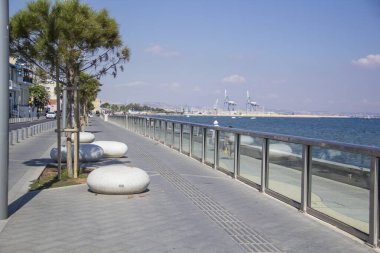 Kıbrıs Rum Kesimi 'nin Larnaka kentindeki setin manzarası güzelmiş.