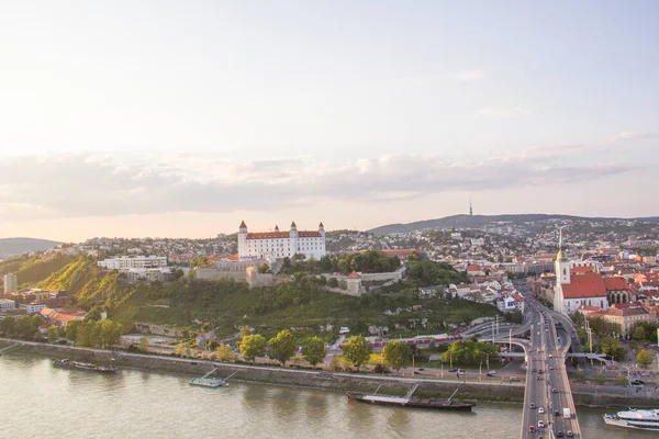 Beautiful View Bratislava Castle Banks Danube Old Town Bratislava Slovakia — Stock Photo, Image