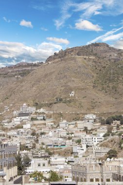 Tipik Yemen mimarisinin güzel manzarası