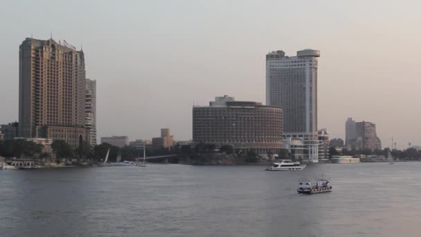Vacker Utsikt Över Byggnaderna Vid Stranden Nilen Kairo Egypten — Stockvideo