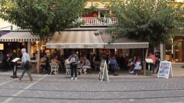 Atina şehir sokaklarında hayat