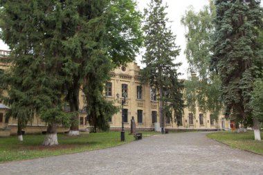 Ukrayna 'nın başkenti Kyiv' de Igor Sikorsky 'nin adını taşıyan Kyiv Politeknik Enstitüsü' nün güzel manzarası