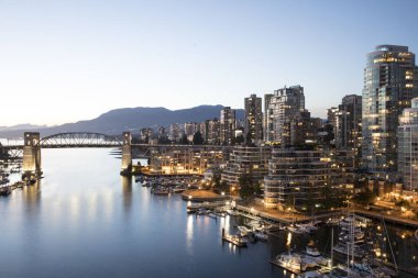 Vancouver, Kanada 'daki Vancouver Körfezi' nin güzel manzarası