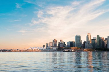 Vancouver, Kanada 'daki Vancouver Körfezi' nin güzel manzarası