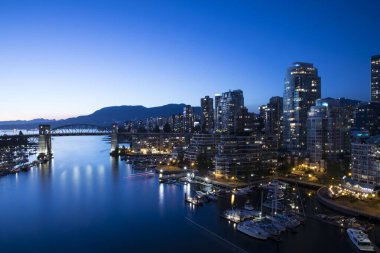 Vancouver, Kanada 'daki Vancouver Körfezi' nin güzel manzarası