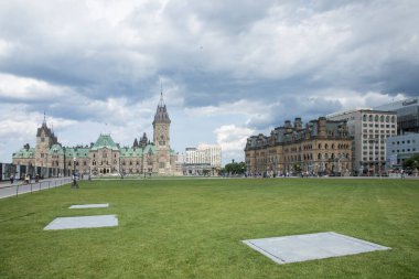 Ottawa, Kanada 'daki Parlamento Tepesi' nin güzel manzarası.