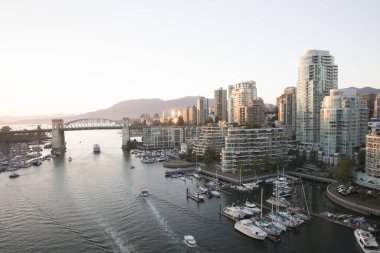 Vancouver, Kanada 'daki Vancouver Körfezi' nin güzel manzarası