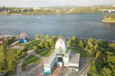 Montreal, Kanada 'daki Eski Montreal Limanı' nın güzel manzarası