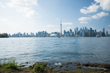 Kanada Toronto 'daki Rogers Center ve CN Tower' ın güzel manzarası