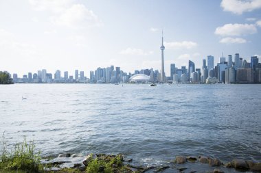Kanada Toronto 'daki Rogers Center ve CN Tower' ın güzel manzarası