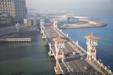 İskenderiye, Mısır 'daki Stanley Köprüsü' nün güzel manzarası