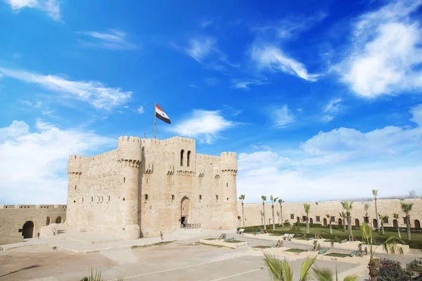 İskenderiye, Mısır 'daki Qaitbay Kalesi manzarası