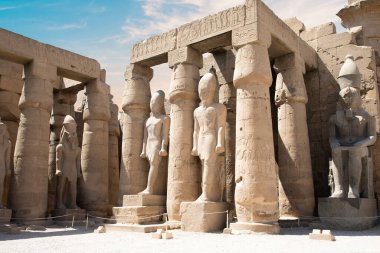 Luxor, Mısır 'daki antik Luxor Tapınağı' nın güzel manzarası