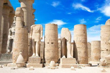 Luxor, Mısır 'daki antik Luxor Tapınağı' nın güzel manzarası