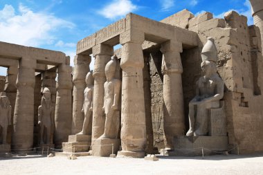 Luxor, Mısır 'daki antik Luxor Tapınağı' nın güzel manzarası