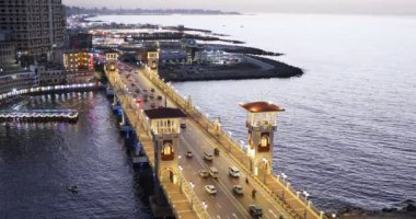 İskenderiye, Mısır 'daki Stanley Köprüsü' nün güzel manzarası