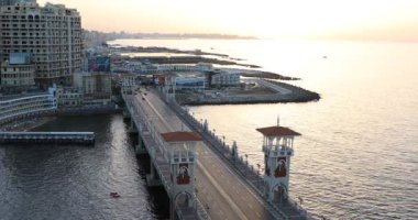 İskenderiye, Mısır 'daki Stanley Köprüsü' nün güzel manzarası