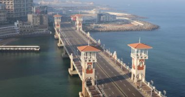 İskenderiye, Mısır 'daki Stanley Köprüsü' nün güzel manzarası