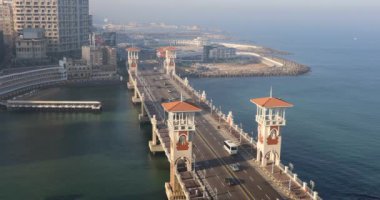 İskenderiye, Mısır 'daki Stanley Köprüsü' nün güzel manzarası