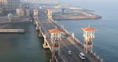 İskenderiye, Mısır 'daki Stanley Köprüsü' nün güzel manzarası