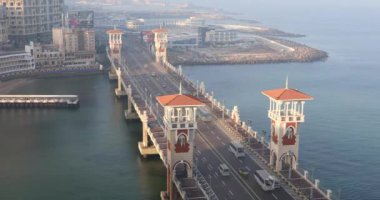 İskenderiye, Mısır 'daki Stanley Köprüsü' nün güzel manzarası