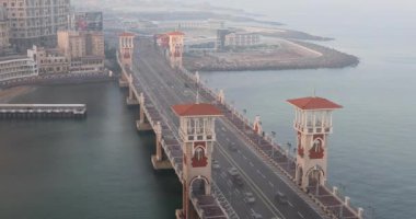 İskenderiye, Mısır 'daki Stanley Köprüsü' nün güzel manzarası