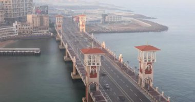İskenderiye, Mısır 'daki Stanley Köprüsü' nün güzel manzarası