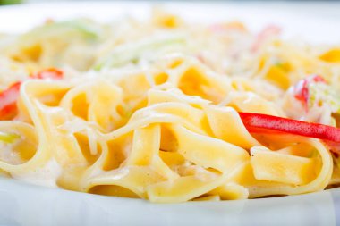 Kabaklı makarna tagliatelle