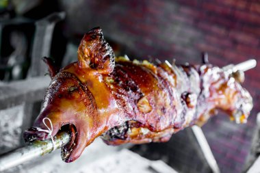 ızgara kavrulmuş domuz eti